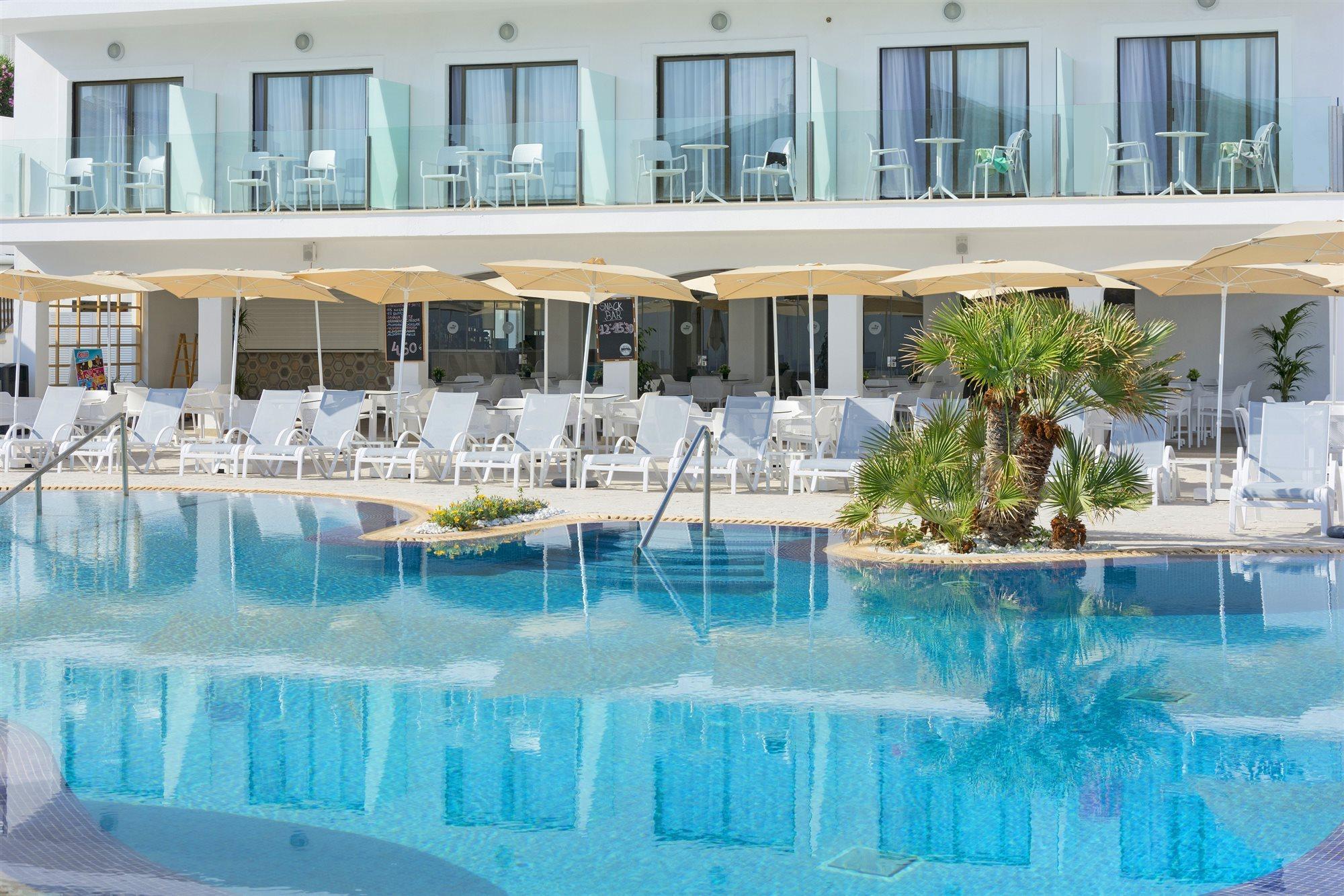 Hsm Regana - Adults Only Hotel Cala Ratjada  Exterior photo
