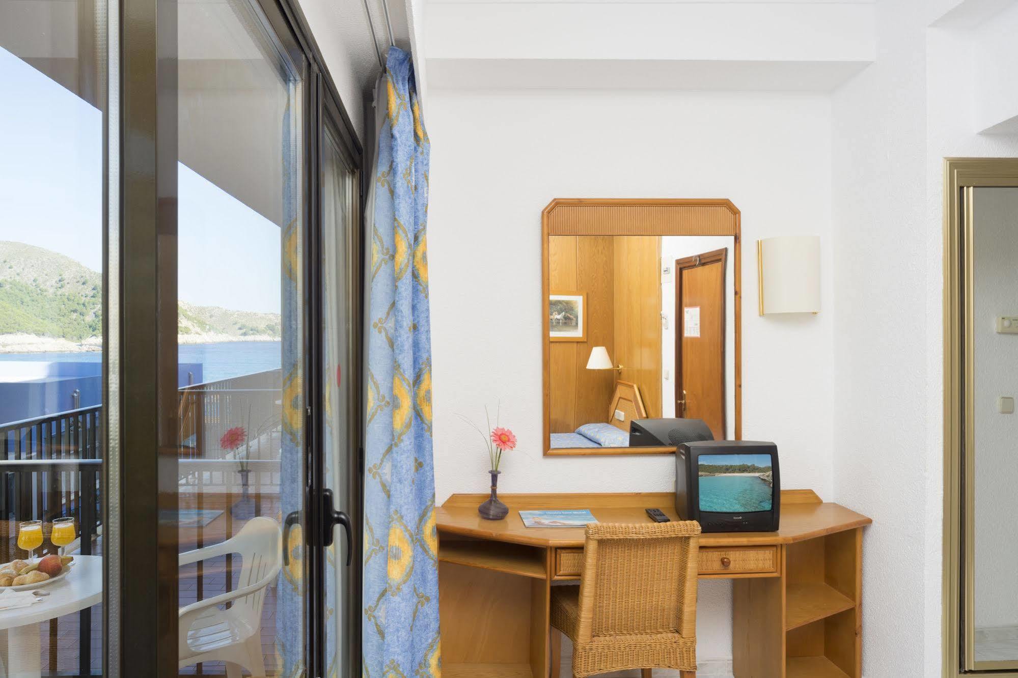 Hsm Regana - Adults Only Hotel Cala Ratjada  Exterior photo