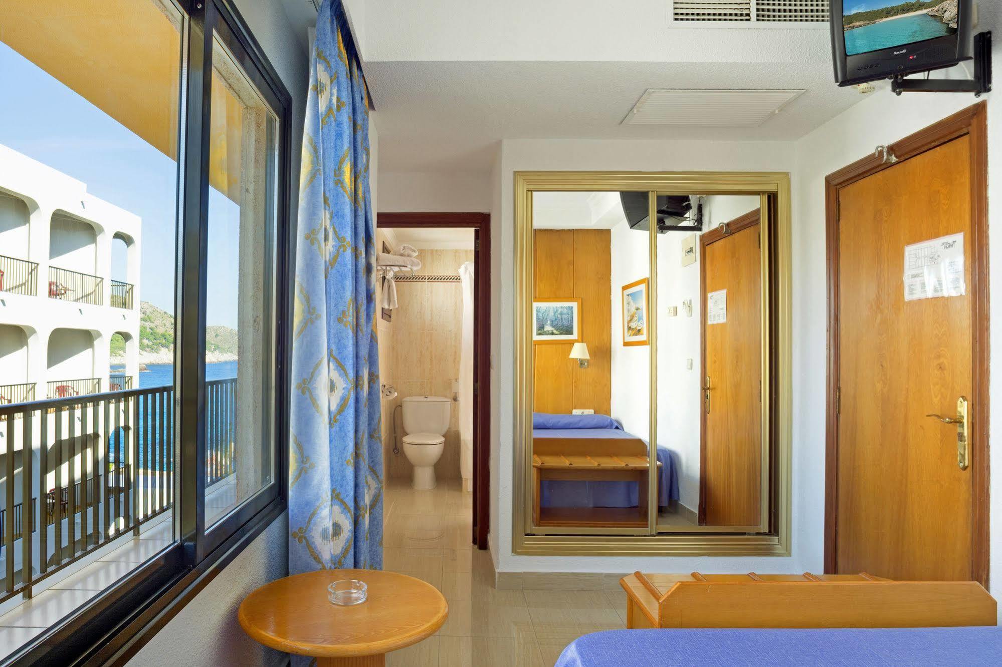 Hsm Regana - Adults Only Hotel Cala Ratjada  Exterior photo